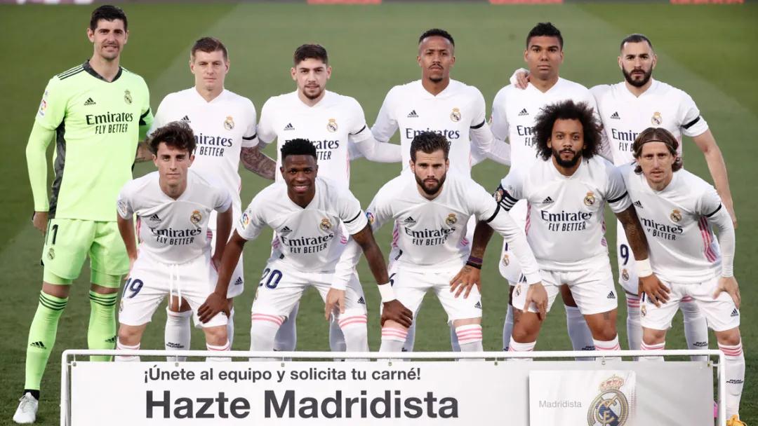 الدوريالسعوديللمحترفينبطولةكرةالقدمالأكثرشعبيةفيالمملكة